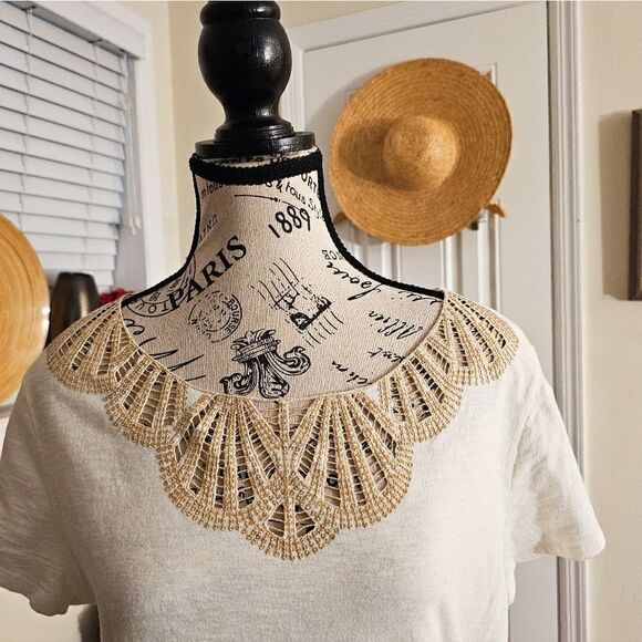 Jaclyn Smith Crochet Sequins Detail Stylish Short Sleeve Tee. - Picture 10 of 14